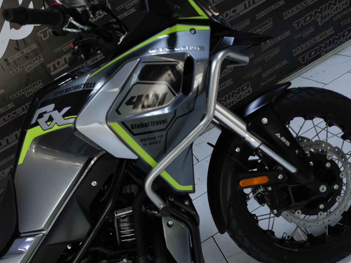 CYCLONE RX401  2025