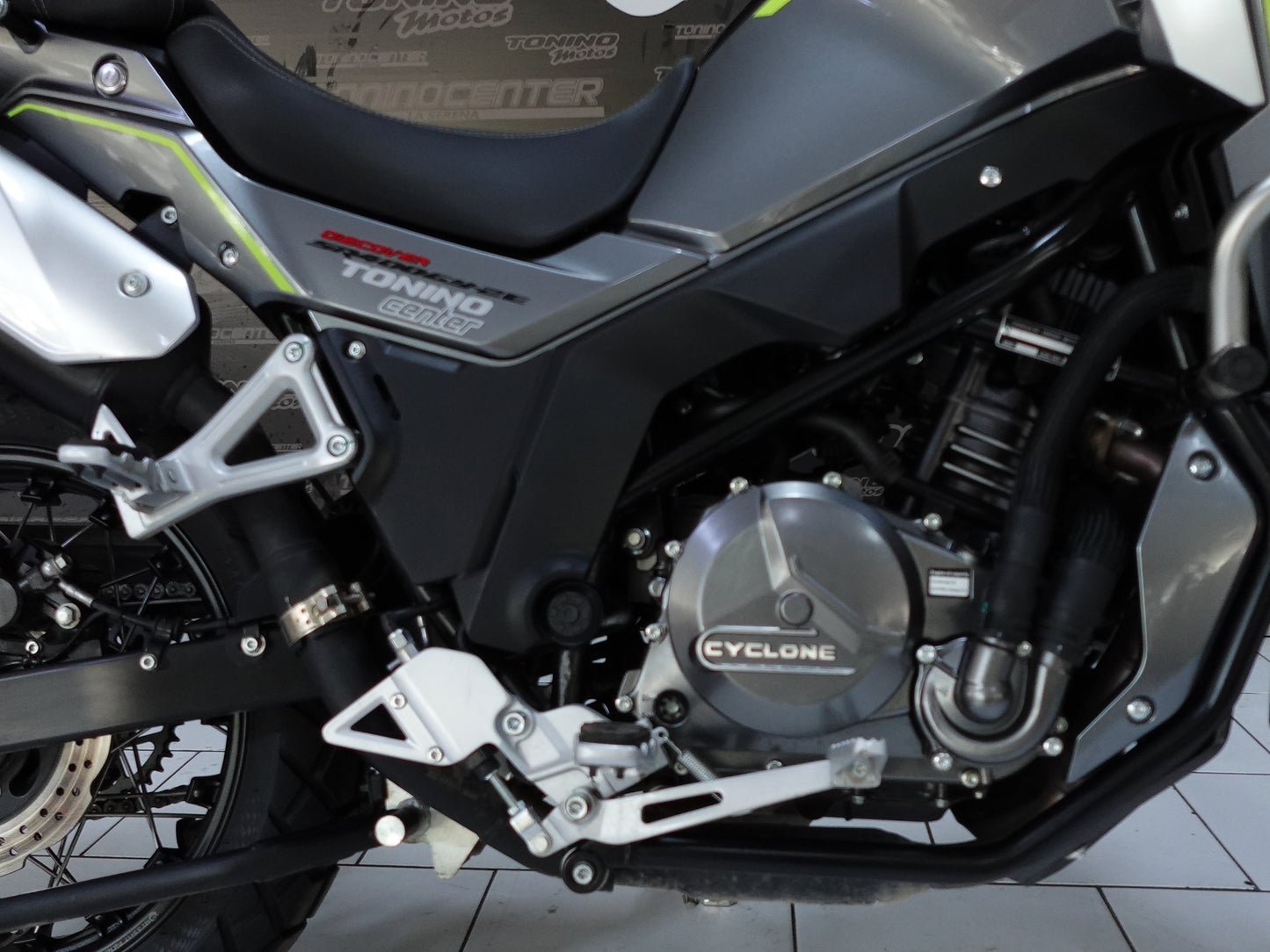 CYCLONE RX401  2025