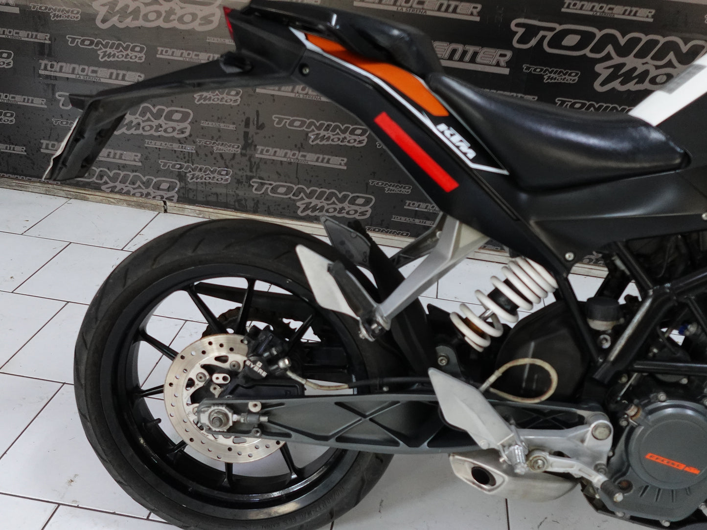 KTM DUKE 200  2016